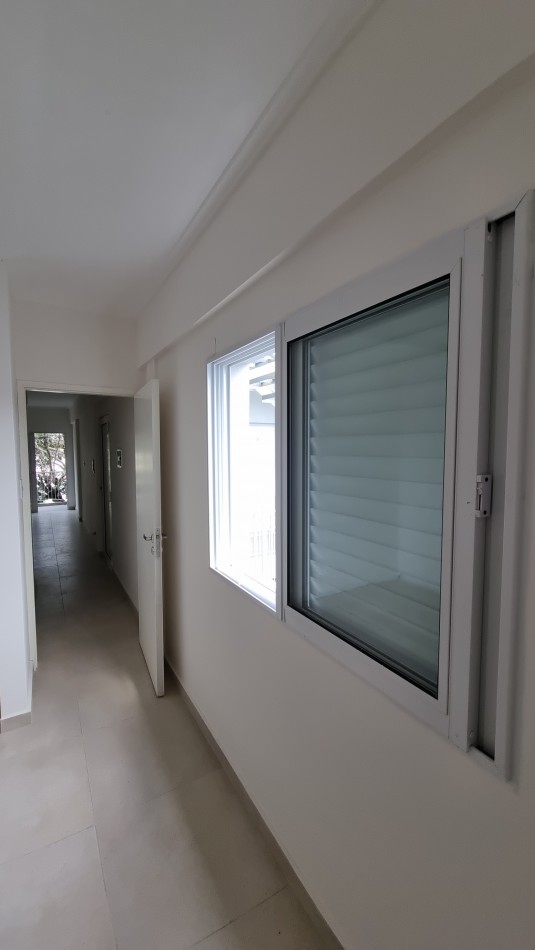 VENTA DEPARTAMENTO EN 1° PISO EN BARRIO FOMENTO 9 DE JULIO 