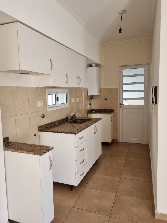 VENTA DEPARTAMENTO A METROS DE BV. PELLEGRINI