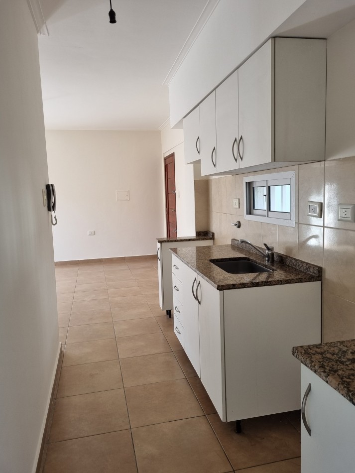 VENTA DEPARTAMENTO A METROS DE BV. PELLEGRINI