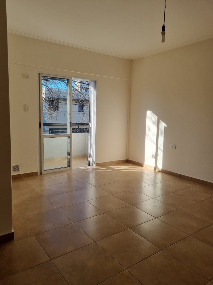 VENTA DEPARTAMENTO A METROS DE BV. PELLEGRINI
