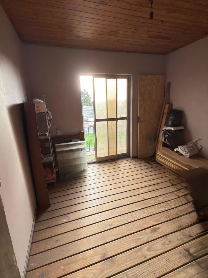VENTA CASA DE 4 DORMITORIOS EN ZONA NORTE