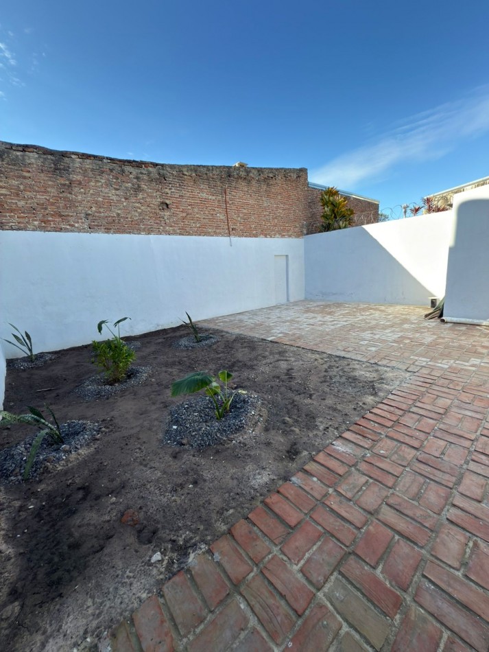 VENTA CASA A METROS DEL CENTRO DEPORTIVO JERARQUICOS