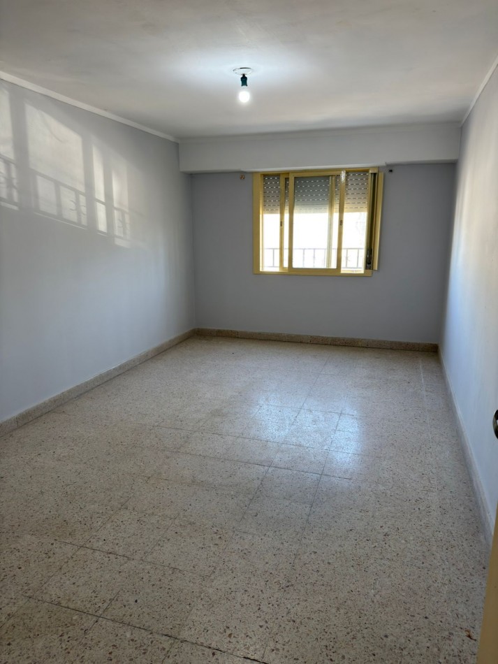 VENTA CASA A METROS DEL CENTRO DEPORTIVO JERARQUICOS