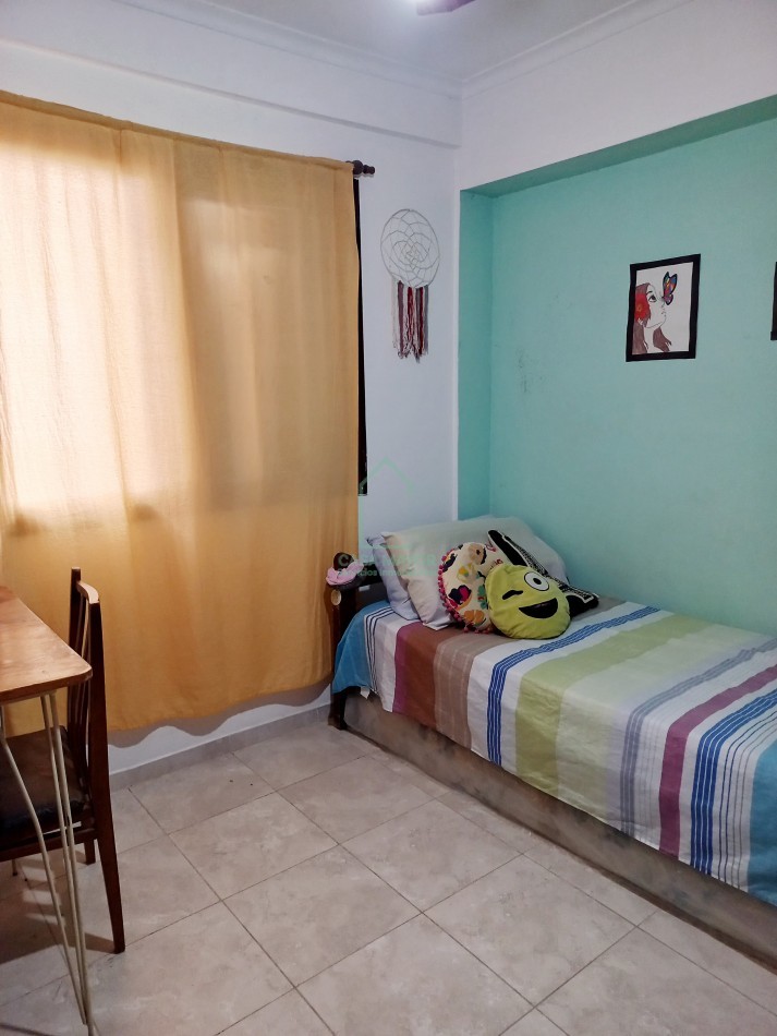 VENTA DEPARTAMENTO DE TRES DORMITORIOS  EN BARRIO CANDIOTI SUR 