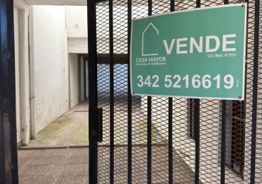 VENTA COCHERA EN BARRIO CANDIOTI SUR 